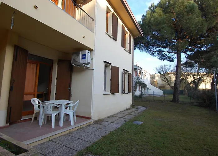 Lory شقة روسولينا ماري