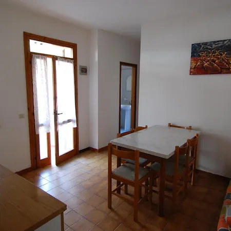 Lory Розолина-Маре